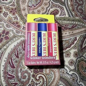 Burt's Bees Winter Wonders 3 Lip Balm Set Cinnamon Apple Bean Peppermint